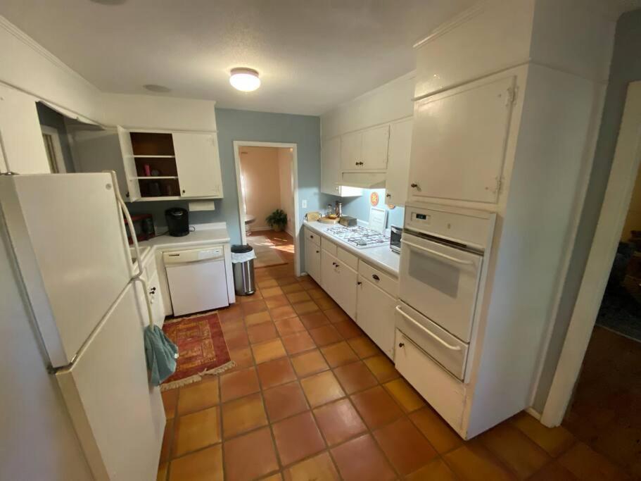 Whole House In Athens, Private, Fenced, Convenient, Close To Downtown 외부 사진